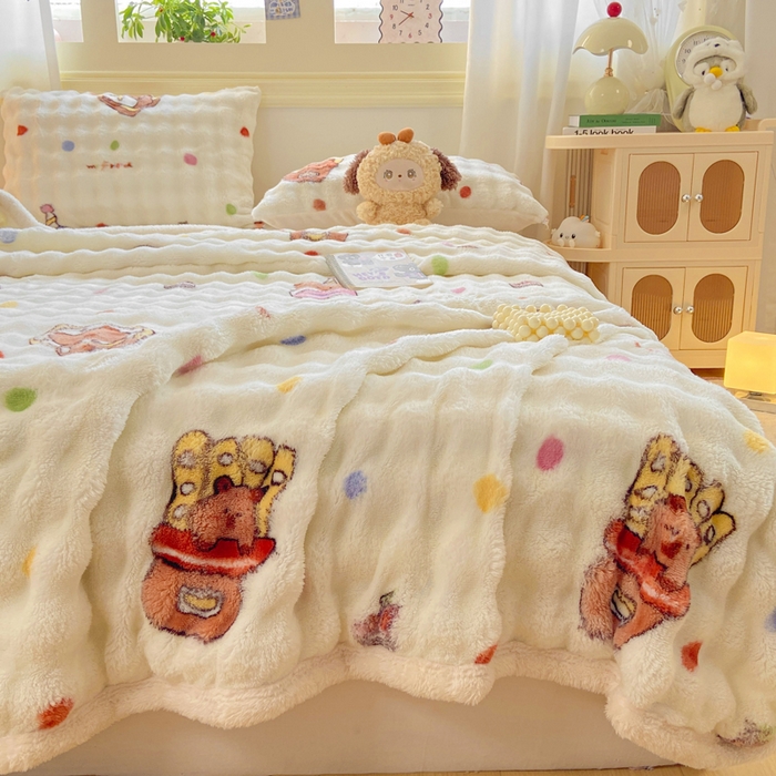 91家纺网 家纺一手货源 找家纺 品乐家纺 2025新款秋冬高克重牛奶绒保暖床单单品床单单件床单 波点熊