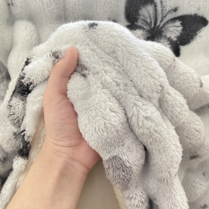 91家纺网 家纺一手货源 找家纺 品乐家纺 2025新款秋冬高克重牛奶绒保暖床单单品床单单件床单 蝶舞