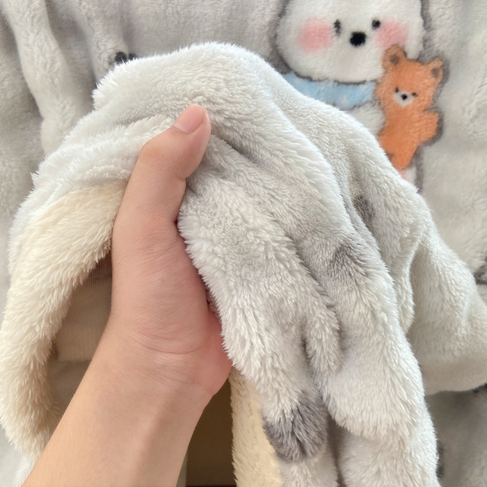 91家纺网 家纺一手货源 找家纺 品乐家纺 2025新款秋冬高克重牛奶绒保暖床单单品床单单件床单 欢乐狗狗