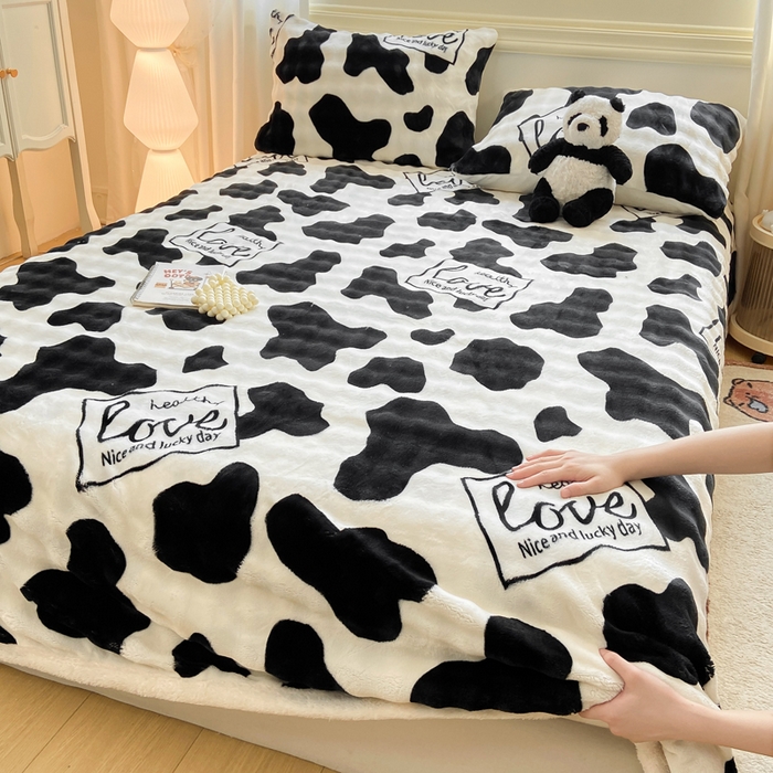 91家纺网 家纺一手货源 找家纺 品乐家纺 2025新款秋冬高克重牛奶绒保暖床单单品床单单件床单 萌牛