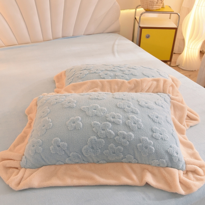 91家纺网 家纺一手货源 找家纺 首尔家纺 2025新款牛奶绒提花塔芙绒四件套-蝴蝶结和花期系列 繁花-淡蓝