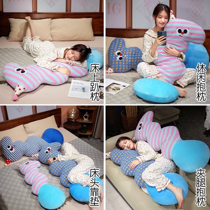 91家纺网 家纺一手货源 找家纺 仟亿莱 2025新款多巴胺羊羔绒大眼云朵长条抱枕 组合图仅供展示不可下单