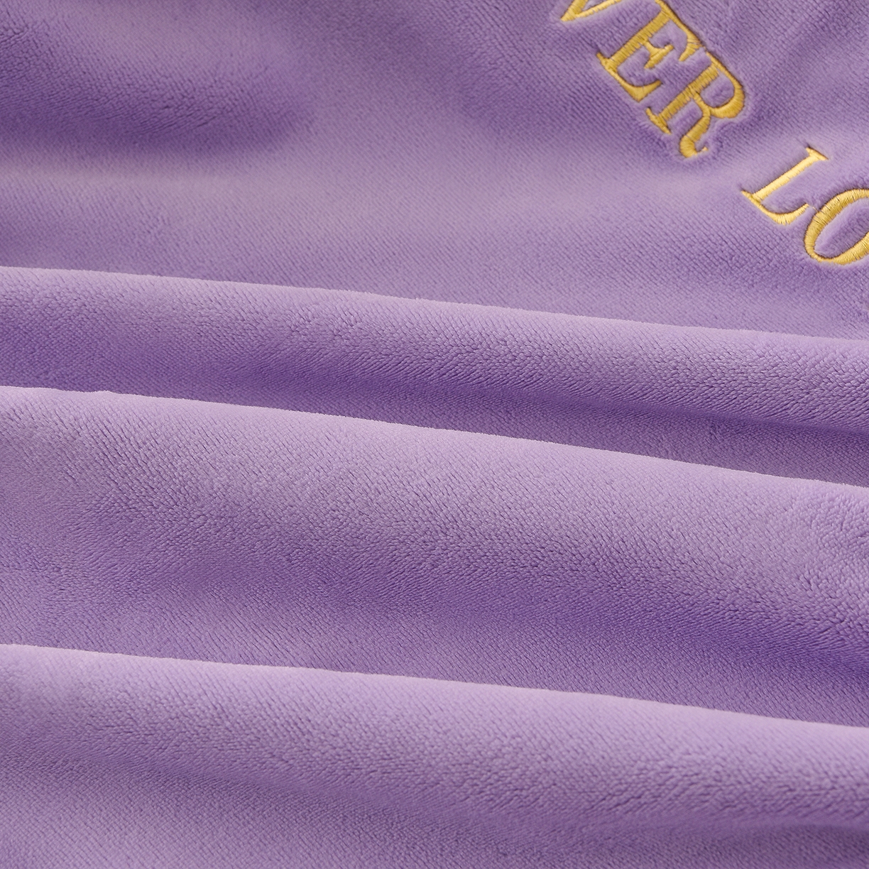 91家纺网 家纺一手货源 找家纺 湘雪家居  2025新款高克重纯色一字绣刺绣牛奶绒床单款床盖款四件套 提供买家秀 经典款-熏韵紫