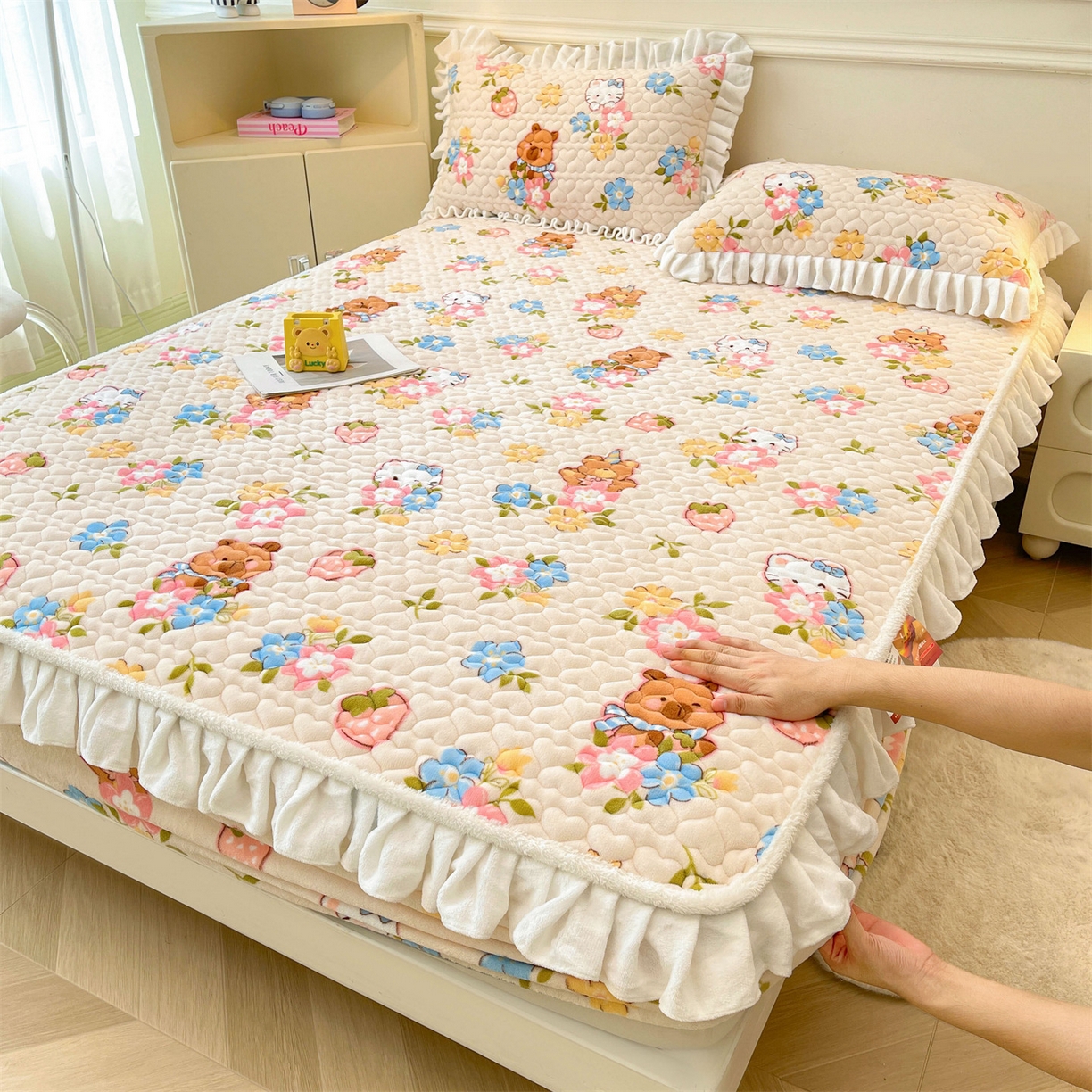 雯豆家纺 2025新款牛奶绒花边床笠单床笠单品床笠单件床笠 牛奶绒花边床笠-彩色萌宠