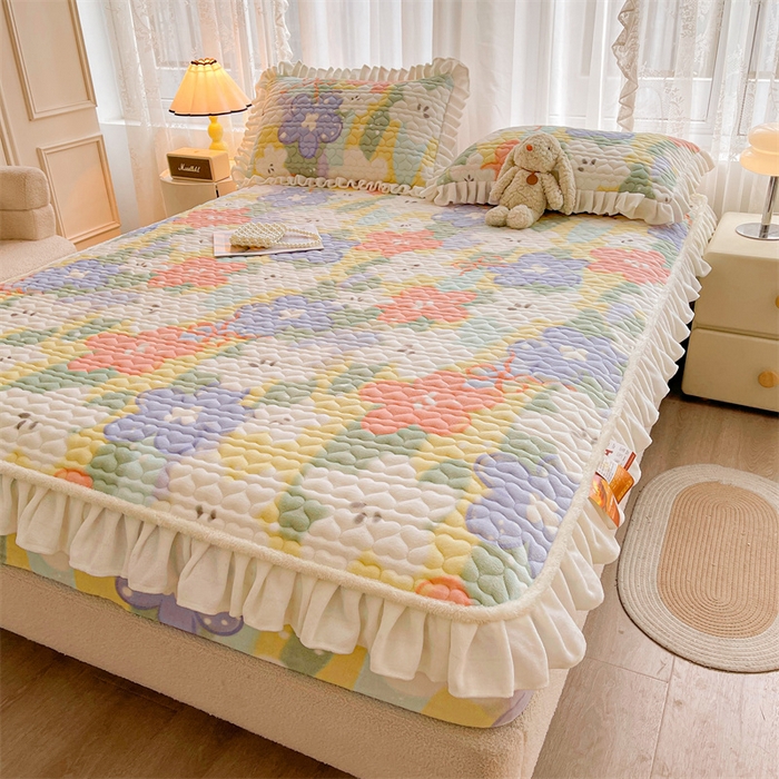 91家纺网 家纺一手货源 找家纺 雯豆家纺 2025新款牛奶绒花边床笠单床笠单品床笠单件床笠 牛奶绒花边床笠-春日妮彩