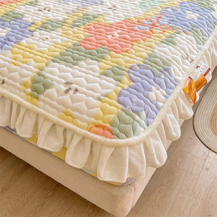 91家纺网 家纺一手货源 找家纺 雯豆家纺 2025新款牛奶绒花边床笠单床笠单品床笠单件床笠 牛奶绒花边床笠-春日妮彩