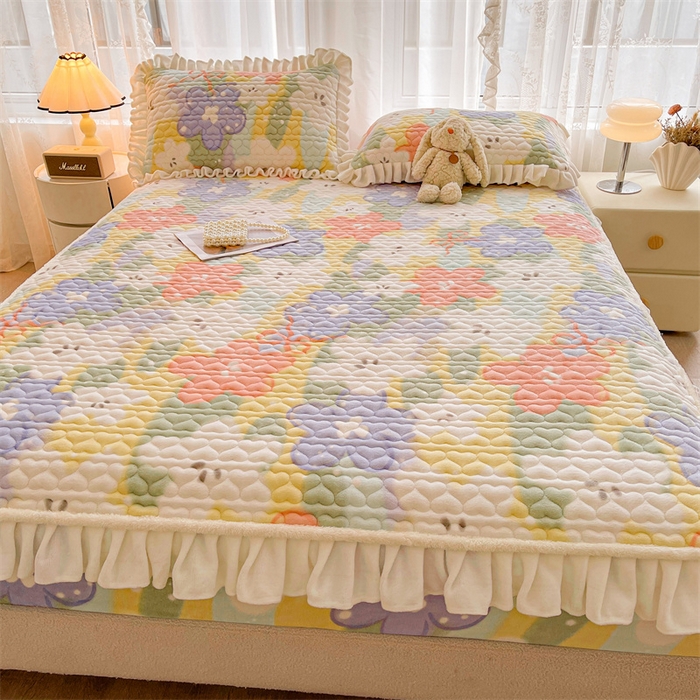 91家纺网 家纺一手货源 找家纺 雯豆家纺 2025新款牛奶绒花边床笠单床笠单品床笠单件床笠 牛奶绒花边床笠-春日妮彩