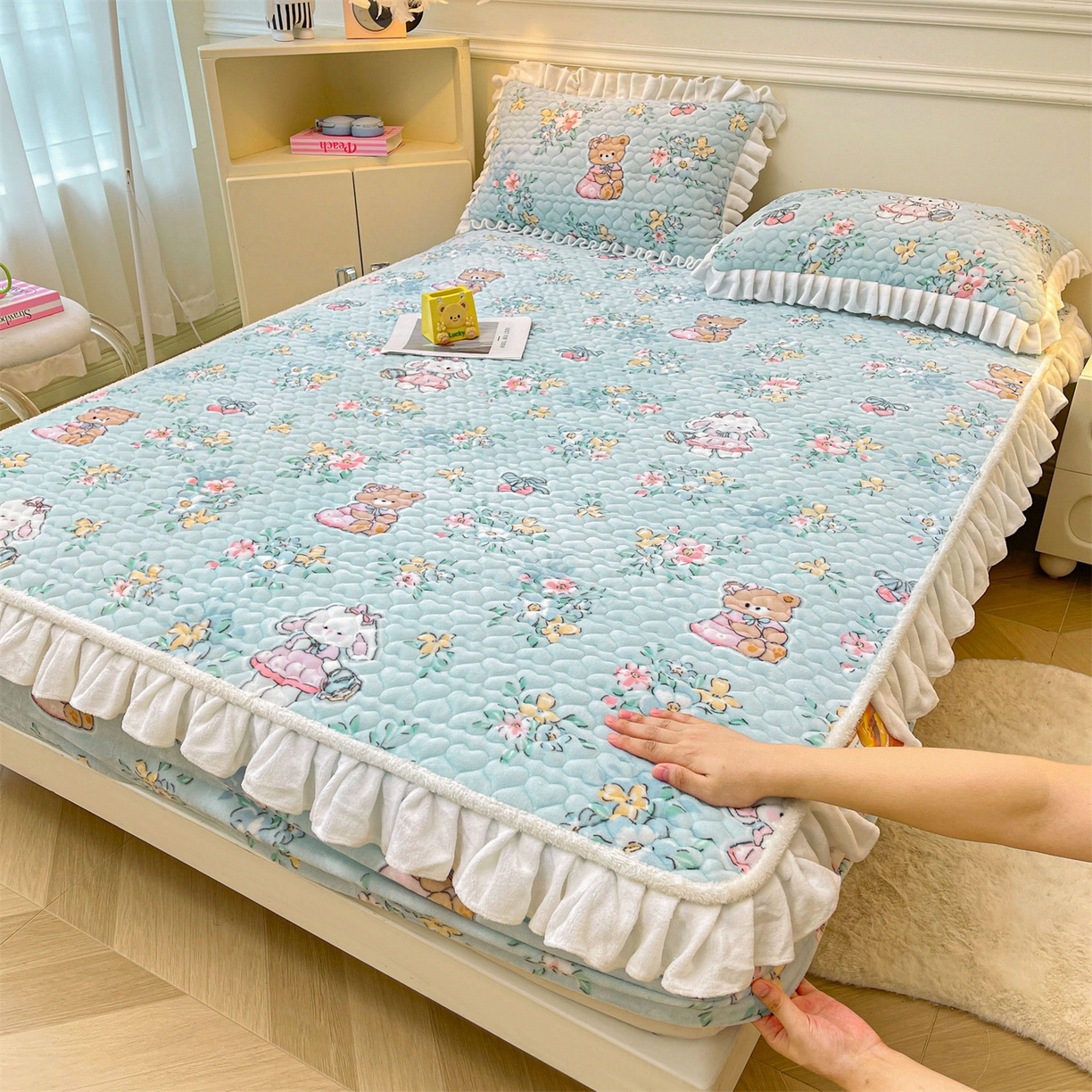 雯豆家纺 2025新款牛奶绒花边床笠单床笠单品床笠单件床笠 牛奶绒花边床笠-多彩生活