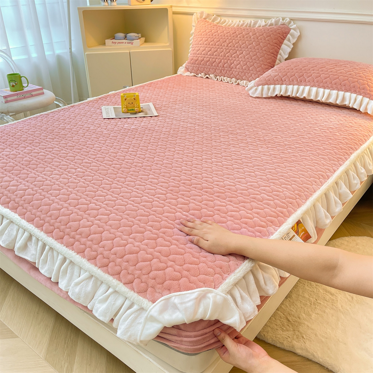 雯豆家纺 2025新款牛奶绒花边床笠单床笠单品床笠单件床笠 牛奶绒花边床笠-格调粉