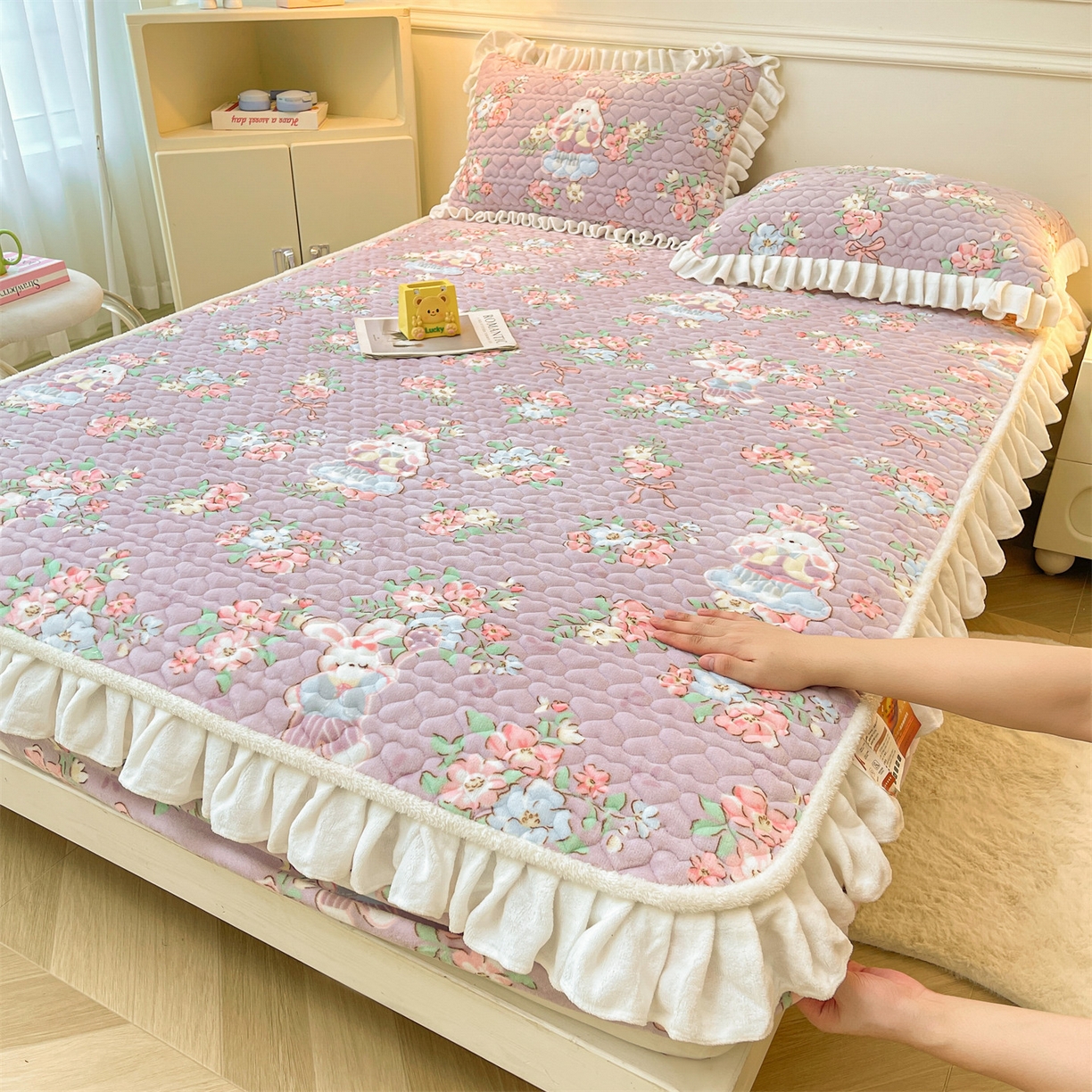 雯豆家纺 2025新款牛奶绒花边床笠单床笠单品床笠单件床笠 牛奶绒花边床笠-花花仙子