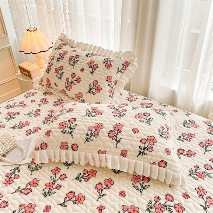 91家纺网 家纺一手货源 找家纺 雯豆家纺 2025新款牛奶绒花边床笠单床笠单品床笠单件床笠 牛奶绒花边床笠-花影重重