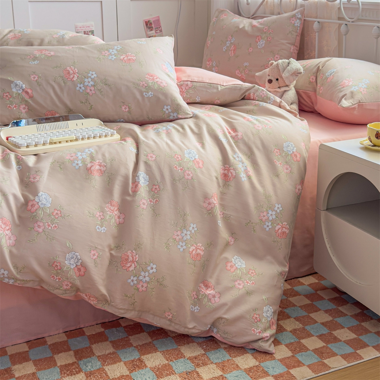 91家纺网 家纺一手货源 找家纺 恒爱家纺 2025新款全棉花卉四件套 络新妇