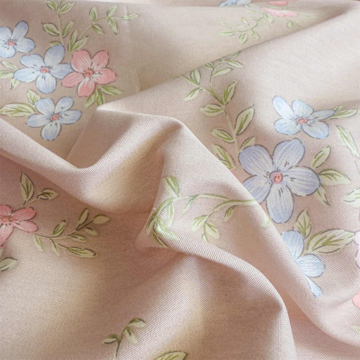 91家纺网 家纺一手货源 找家纺 恒爱家纺 2025新款全棉花卉四件套 络新妇