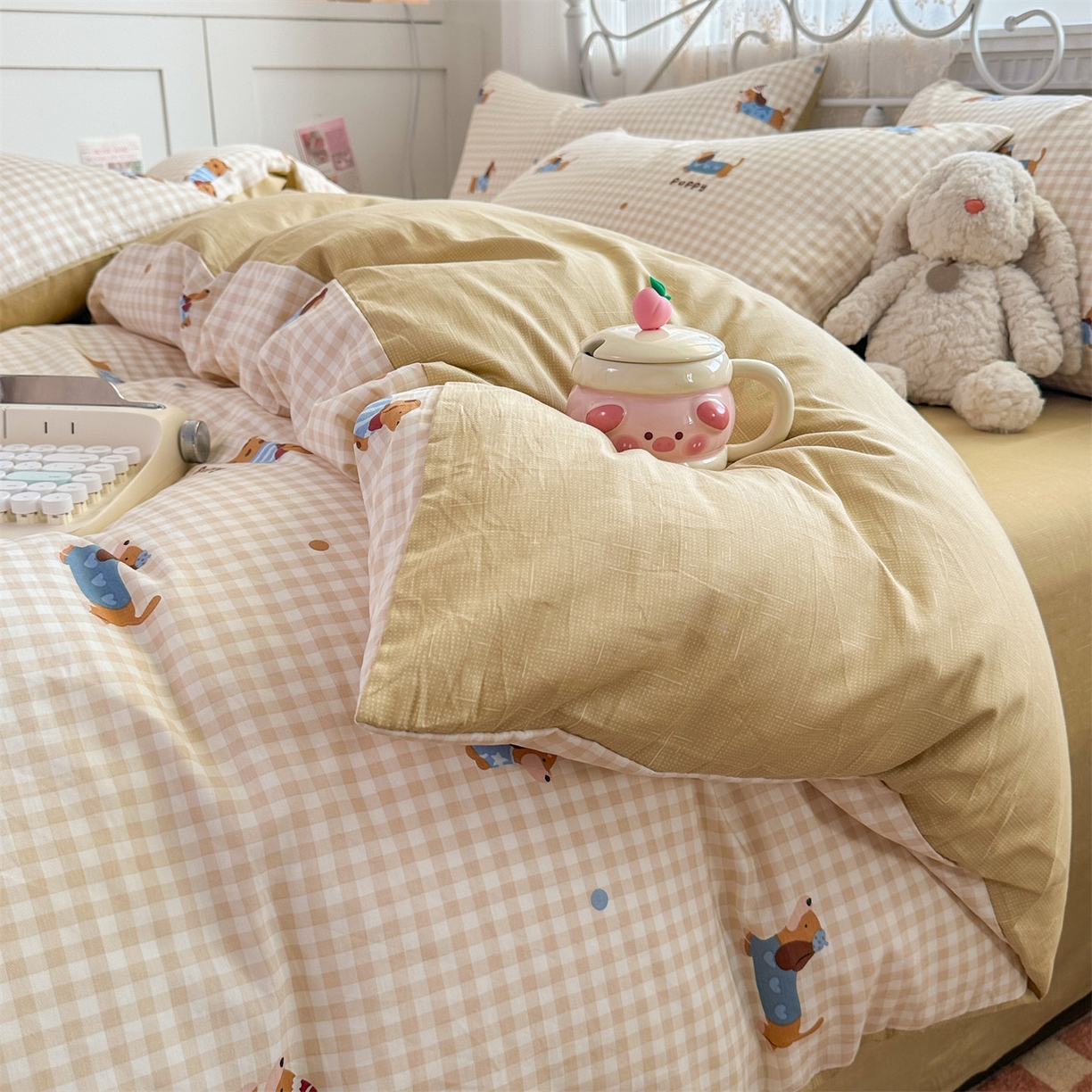 91家纺网 家纺一手货源 找家纺 恒爱家纺 2025新款全棉花卉四件套 小柯基