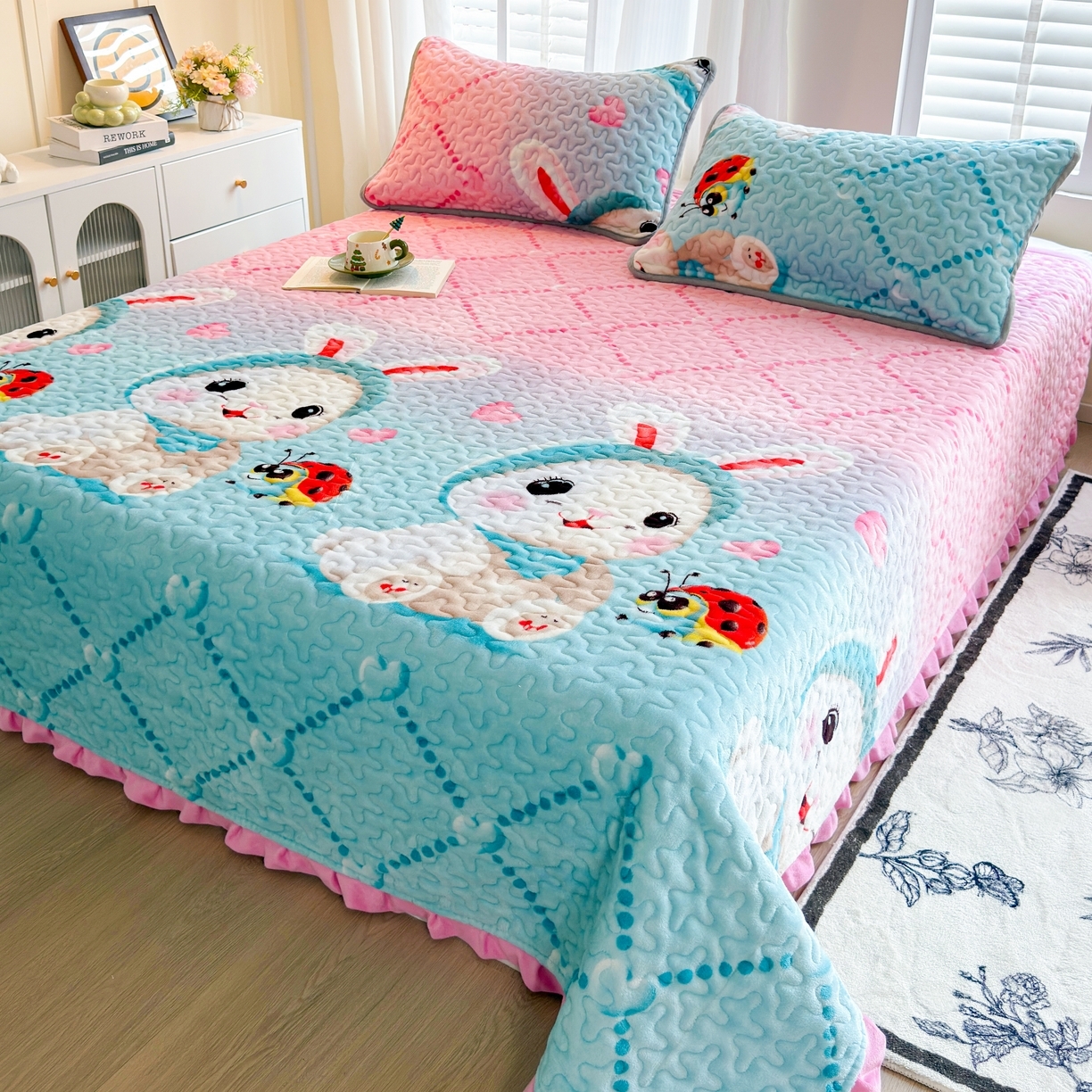 91家纺网 家纺一手货源 找家纺 （总）梓依家纺 2025新款牛奶绒花边单床盖三件套四件套