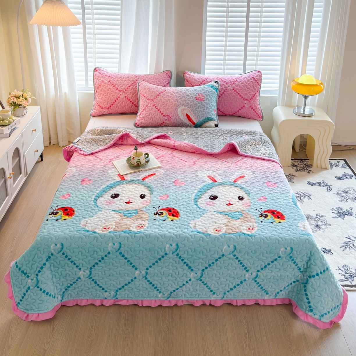 91家纺网 家纺一手货源 找家纺 （总）梓依家纺 2025新款牛奶绒花边单床盖三件套四件套