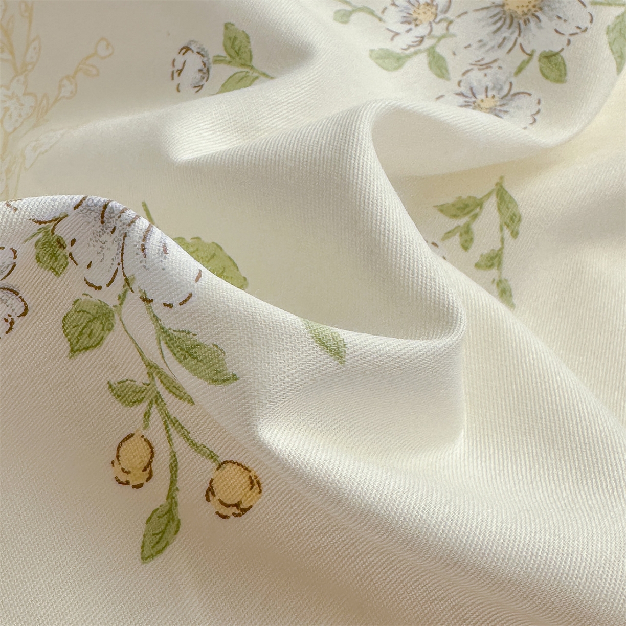 91家纺网 家纺一手货源 找家纺 恒爱家纺 2025新款全棉花卉四件套 鸢尾花