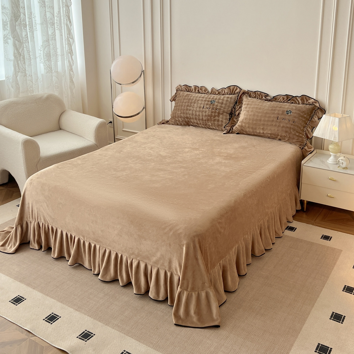 91家纺网 家纺一手货源 找家纺 言熙居家纺 2025新款牛奶绒绣花四件套 Love-卡其