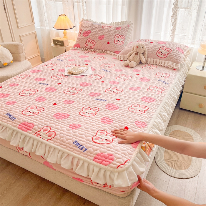 雯豆家纺 2025新款牛奶绒花边床笠单床笠单品床笠单件床笠 牛奶绒花边床笠-心心兔