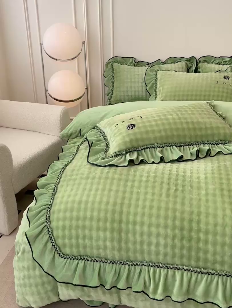 91家纺网 家纺一手货源 找家纺 言熙居家纺 2025新款牛奶绒绣花四件套 Love-绿