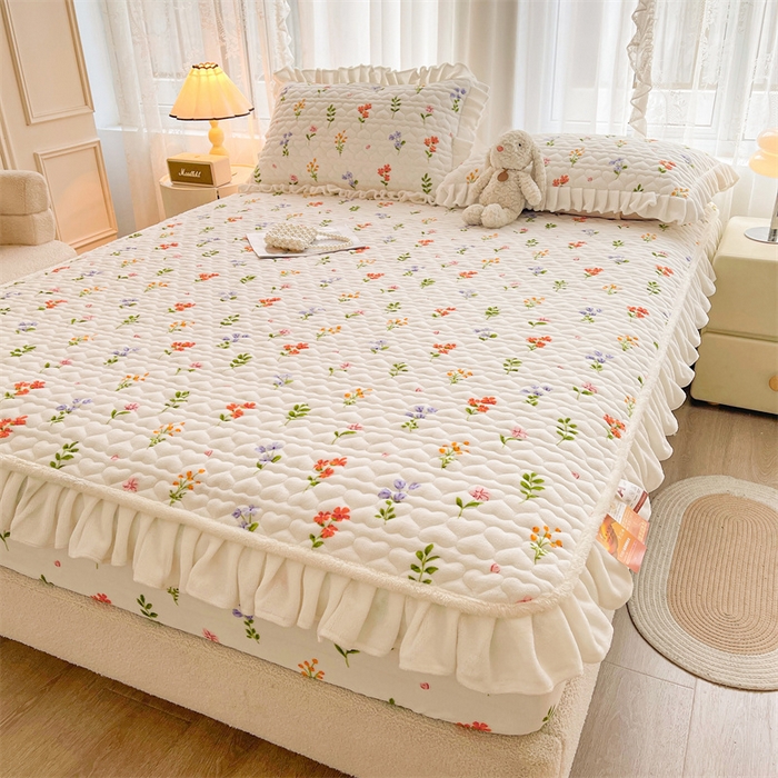 91家纺网 家纺一手货源 找家纺 雯豆家纺 2025新款牛奶绒花边床笠单床笠单品床笠单件床笠 牛奶绒花边床笠-心悦