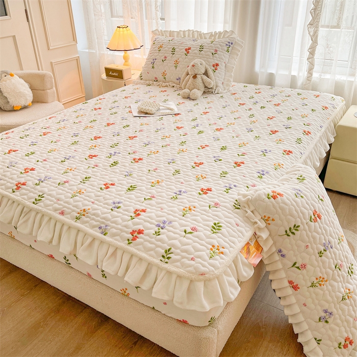 91家纺网 家纺一手货源 找家纺 雯豆家纺 2025新款牛奶绒花边床笠单床笠单品床笠单件床笠 牛奶绒花边床笠-心悦