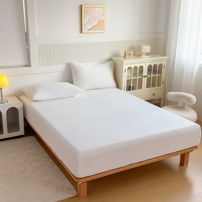 91家纺网 家纺一手货源 找家纺 璐维斯 2025新款秋冬保暖牛奶绒床笠床垫套保护套跨境外贸电商全尺寸现货 白色