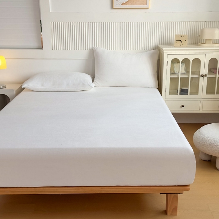 91家纺网 家纺一手货源 找家纺 璐维斯 2025新款秋冬保暖牛奶绒床笠床垫套保护套跨境外贸电商全尺寸现货 白色