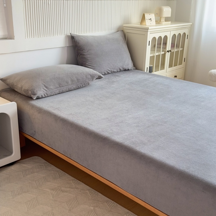 91家纺网 家纺一手货源 找家纺 璐维斯 2025新款秋冬保暖牛奶绒床笠床垫套保护套跨境外贸电商全尺寸现货 灰色