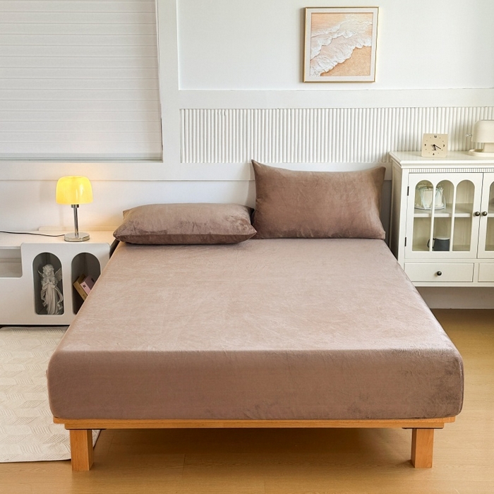 91家纺网 家纺一手货源 找家纺 璐维斯 2025新款秋冬保暖牛奶绒床笠床垫套保护套跨境外贸电商全尺寸现货 咖色