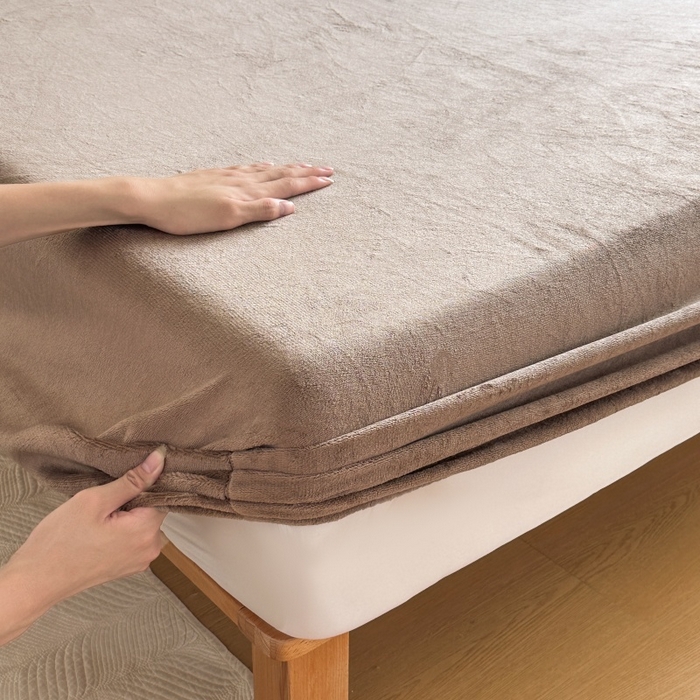 91家纺网 家纺一手货源 找家纺 璐维斯 2025新款秋冬保暖牛奶绒床笠床垫套保护套跨境外贸电商全尺寸现货 咖色