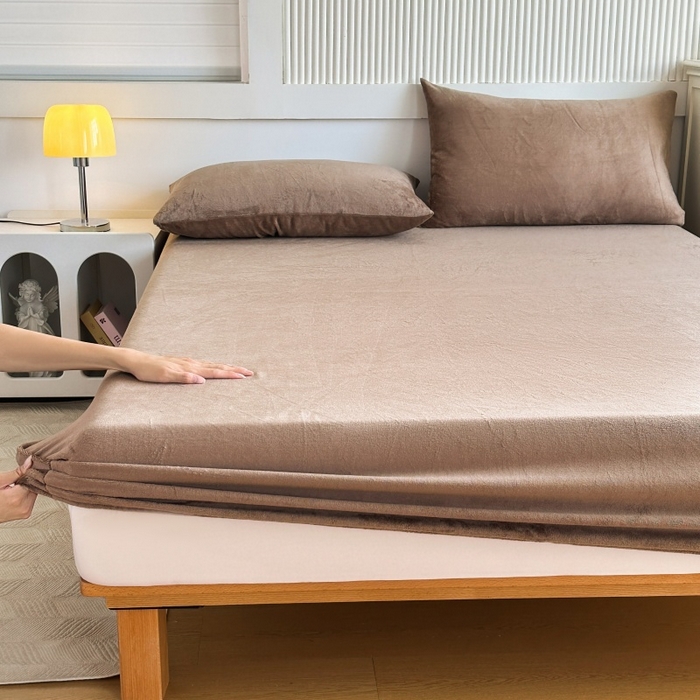 91家纺网 家纺一手货源 找家纺 璐维斯 2025新款秋冬保暖牛奶绒床笠床垫套保护套跨境外贸电商全尺寸现货 咖色