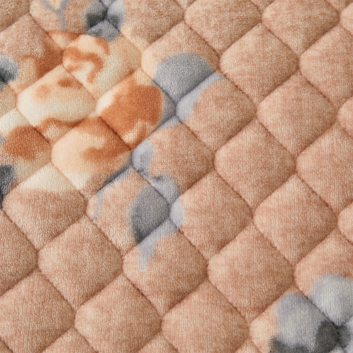 91家纺网 家纺一手货源 找家纺 宜凡家纺 2025新款牛奶绒床盖三件套（双面可用） 秋恋花