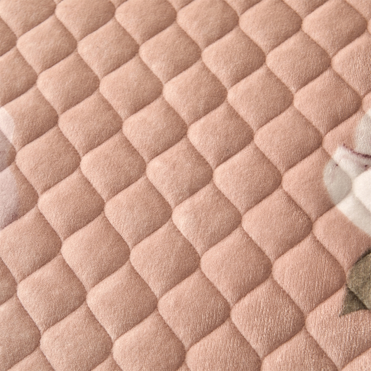 91家纺网 家纺一手货源 找家纺 宜凡家纺 2025新款牛奶绒床盖三件套（双面可用） 曼妙花园