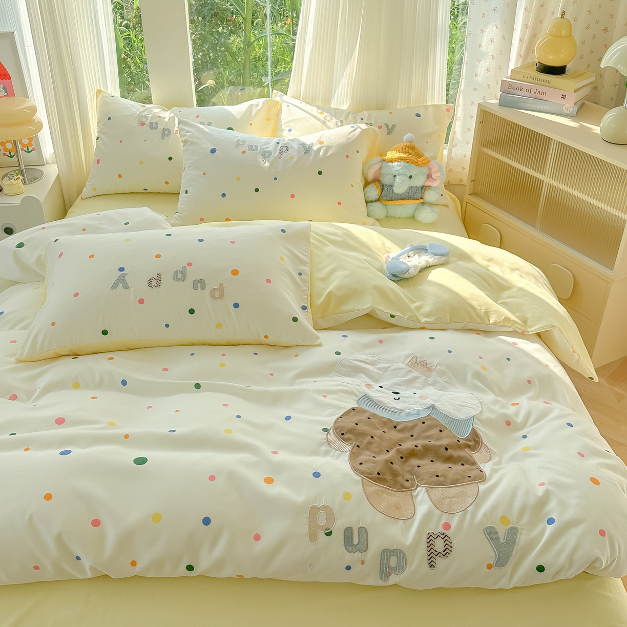 91家纺网 家纺一手货源 找家纺 子钦家纺 2025新款云朵棉水洗棉贴布绣床单床笠四件套 皇冠狗