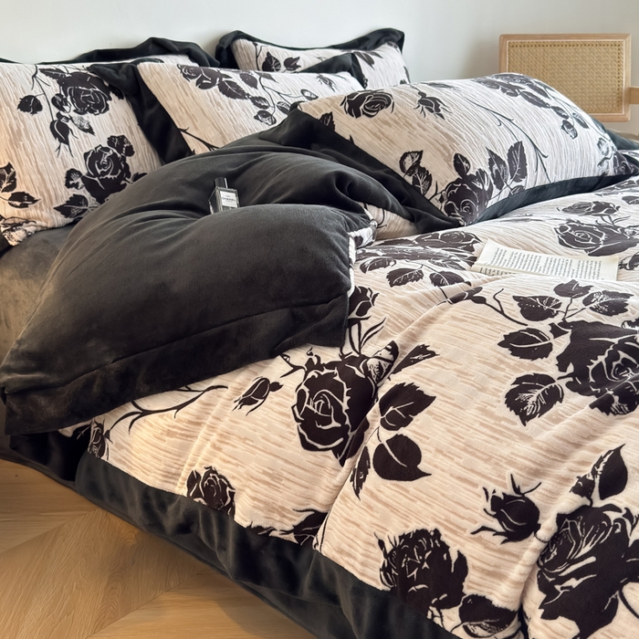 91家纺网 家纺一手货源 找家纺 九花鹿 2025新款宽边雕花绒牛奶绒四件套 宽边雕花-花棠