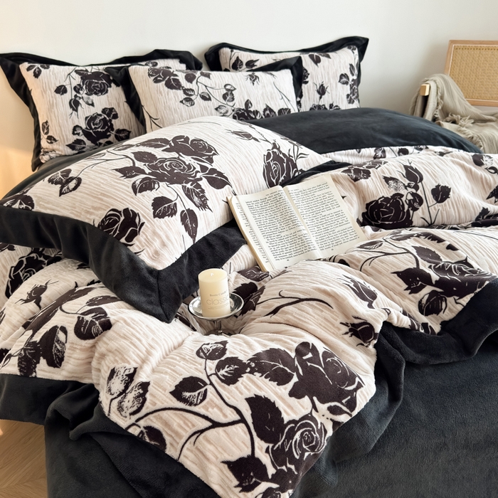 91家纺网 家纺一手货源 找家纺 九花鹿 2025新款宽边雕花绒牛奶绒四件套 宽边雕花-花棠