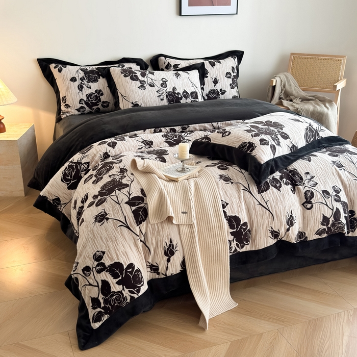 91家纺网 家纺一手货源 找家纺 九花鹿 2025新款宽边雕花绒牛奶绒四件套 宽边雕花-花棠