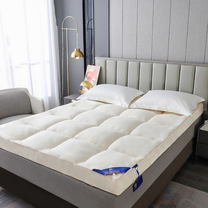 91家纺网 家纺一手货源 找家纺 爱顿家纺 2025新款五星酒店床垫 米白