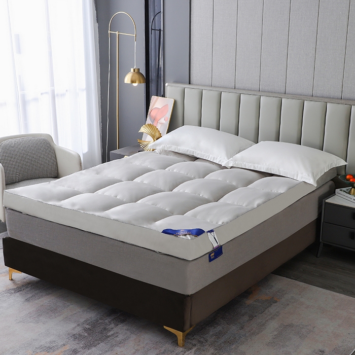 91家纺网 家纺一手货源 找家纺 爱顿家纺 2025新款五星酒店床垫 灰色