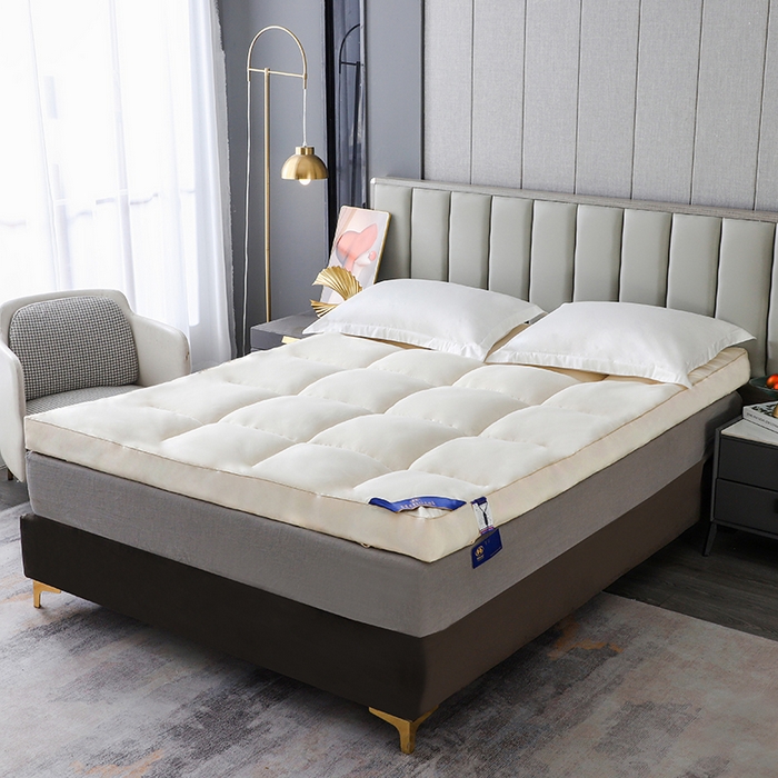 91家纺网 家纺一手货源 找家纺 爱顿家纺 2025新款五星酒店床垫 米白