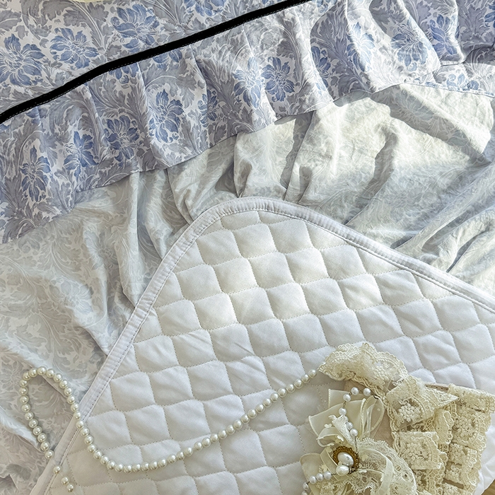 91家纺网 家纺一手货源 找家纺 宜凡家纺 2025新款A类水洗珍珠棉床盖四件套 兰伊