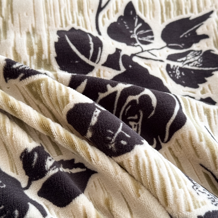 91家纺网 家纺一手货源 找家纺 九花鹿 2025新款宽边雕花绒牛奶绒四件套 宽边雕花-花棠(咖）