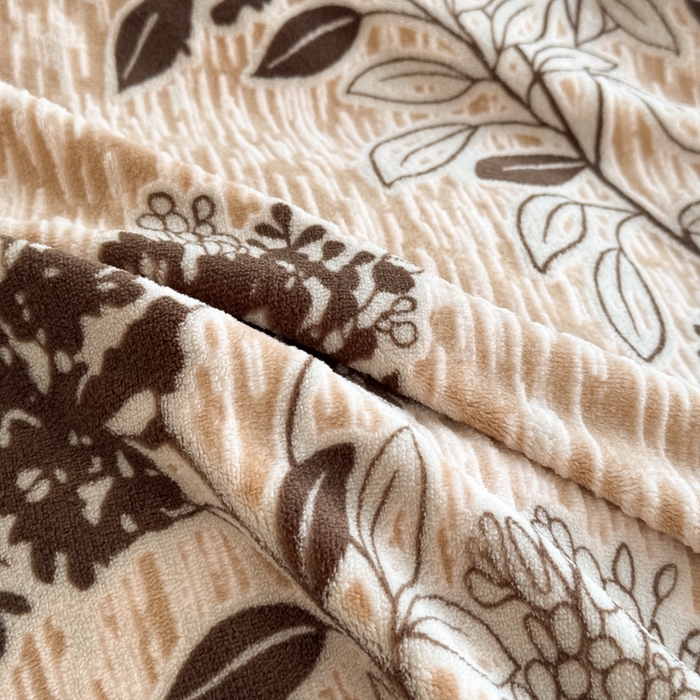 91家纺网 家纺一手货源 找家纺 九花鹿 2025新款宽边雕花绒牛奶绒四件套 宽边雕花-琉璃花