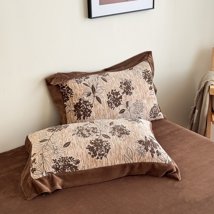 91家纺网 家纺一手货源 找家纺 九花鹿 2025新款宽边雕花绒牛奶绒四件套 宽边雕花-琉璃花