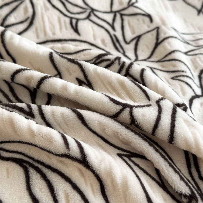 91家纺网 家纺一手货源 找家纺 九花鹿 2025新款宽边雕花绒牛奶绒四件套 宽边雕花-玫瑰