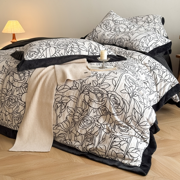 91家纺网 家纺一手货源 找家纺 九花鹿 2025新款宽边雕花绒牛奶绒四件套 宽边雕花-玫瑰