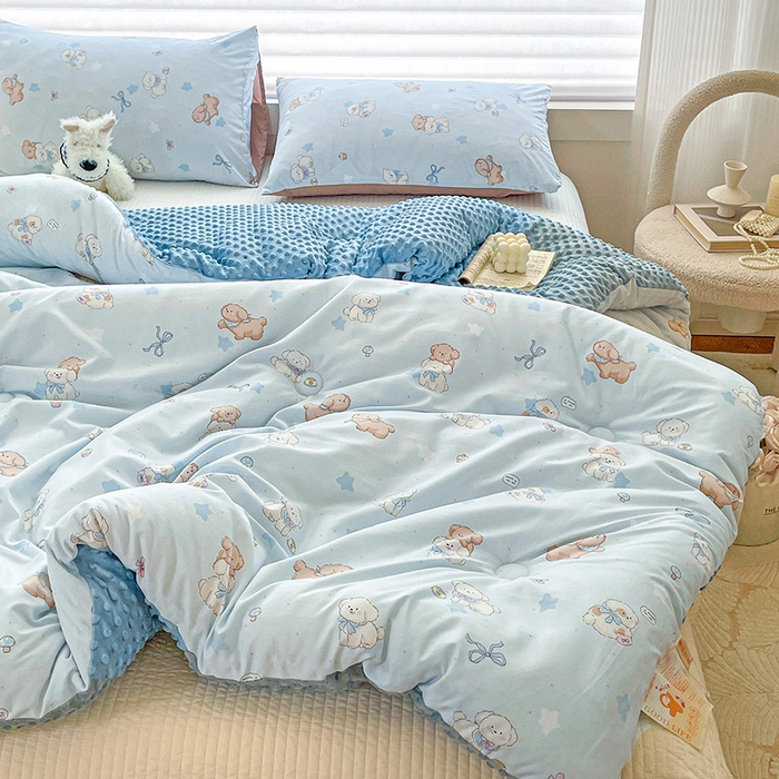 91家纺网 家纺一手货源 找家纺 丫丫家纺 2025新款云感木棉皱皱纱被子豆豆绒大豆被冬被被芯春秋豆豆被 奶芙小狗