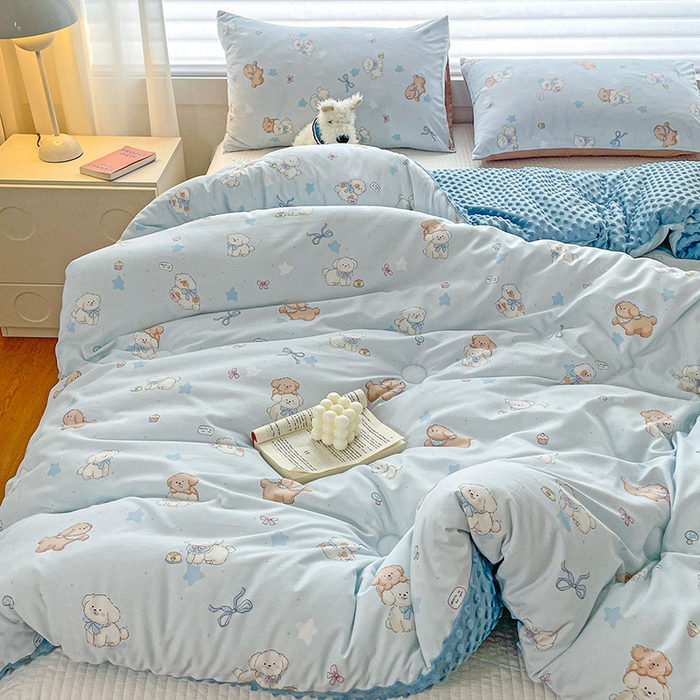 91家纺网 家纺一手货源 找家纺 丫丫家纺 2025新款云感木棉皱皱纱被子豆豆绒大豆被冬被被芯春秋豆豆被 奶芙小狗