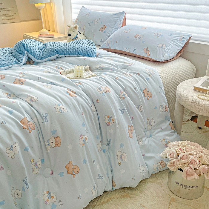 91家纺网 家纺一手货源 找家纺 丫丫家纺 2025新款云感木棉皱皱纱被子豆豆绒大豆被冬被被芯春秋豆豆被 奶芙小狗